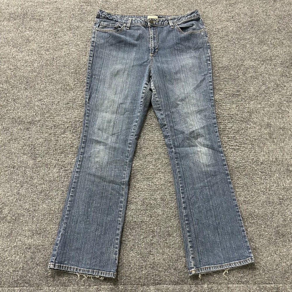 St. John's Bay Jeans Womens Size 14 Stretch Bootcut Medium Wash Casual Denim